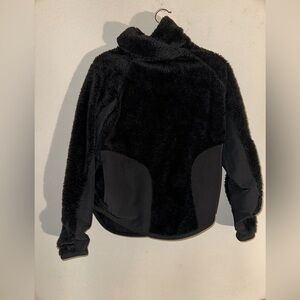 Nike women’s black Sherpa fleece pullover jacket XS fall winter athleisure